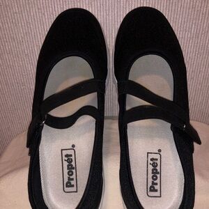 Propet Women's Black Mary Jane Flats